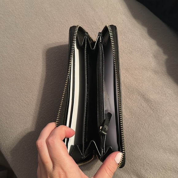 Kate Spade Neda Laurel Way Wallet - Picture 6 of 6